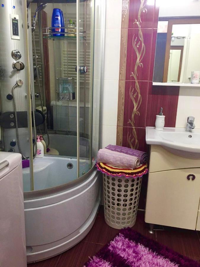 Tribunal Apartament Langa Faleza Dunarii Brăila Buitenkant foto