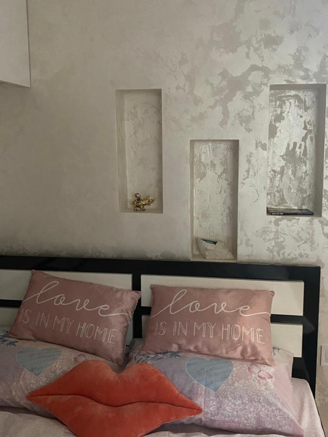Tribunal Apartament Langa Faleza Dunarii Brăila Buitenkant foto