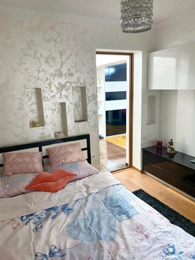 Tribunal Apartament Langa Faleza Dunarii Brăila Buitenkant foto