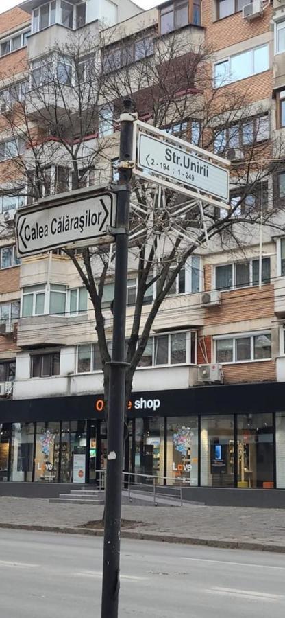 Tribunal Apartament Langa Faleza Dunarii Brăila Buitenkant foto